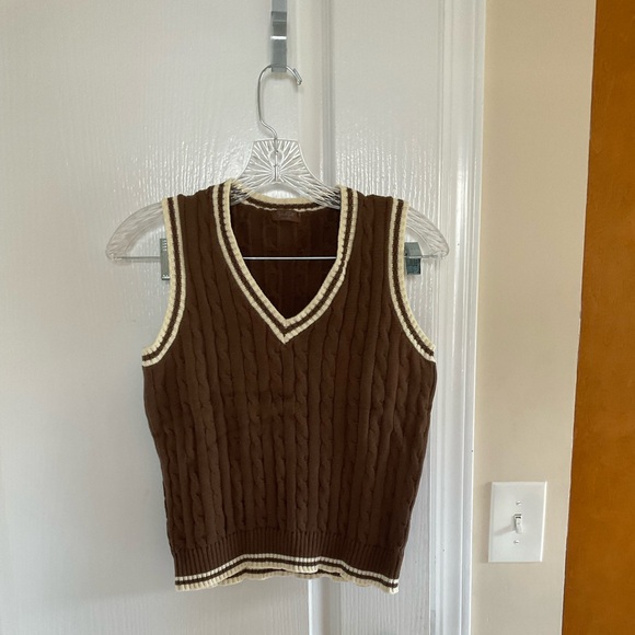Brandy Melville Sweaters - Brandy Melville John Galt sweater vest